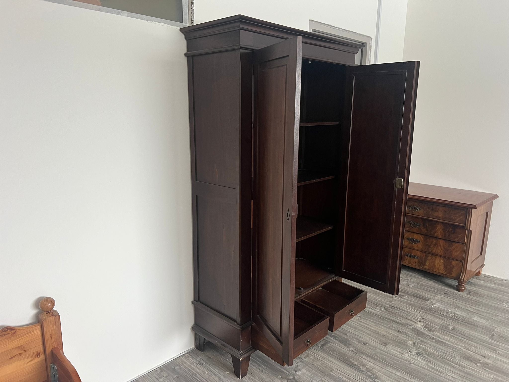 Klassieke Houten Kledingkast 100x45x185 cm - Tweedehands