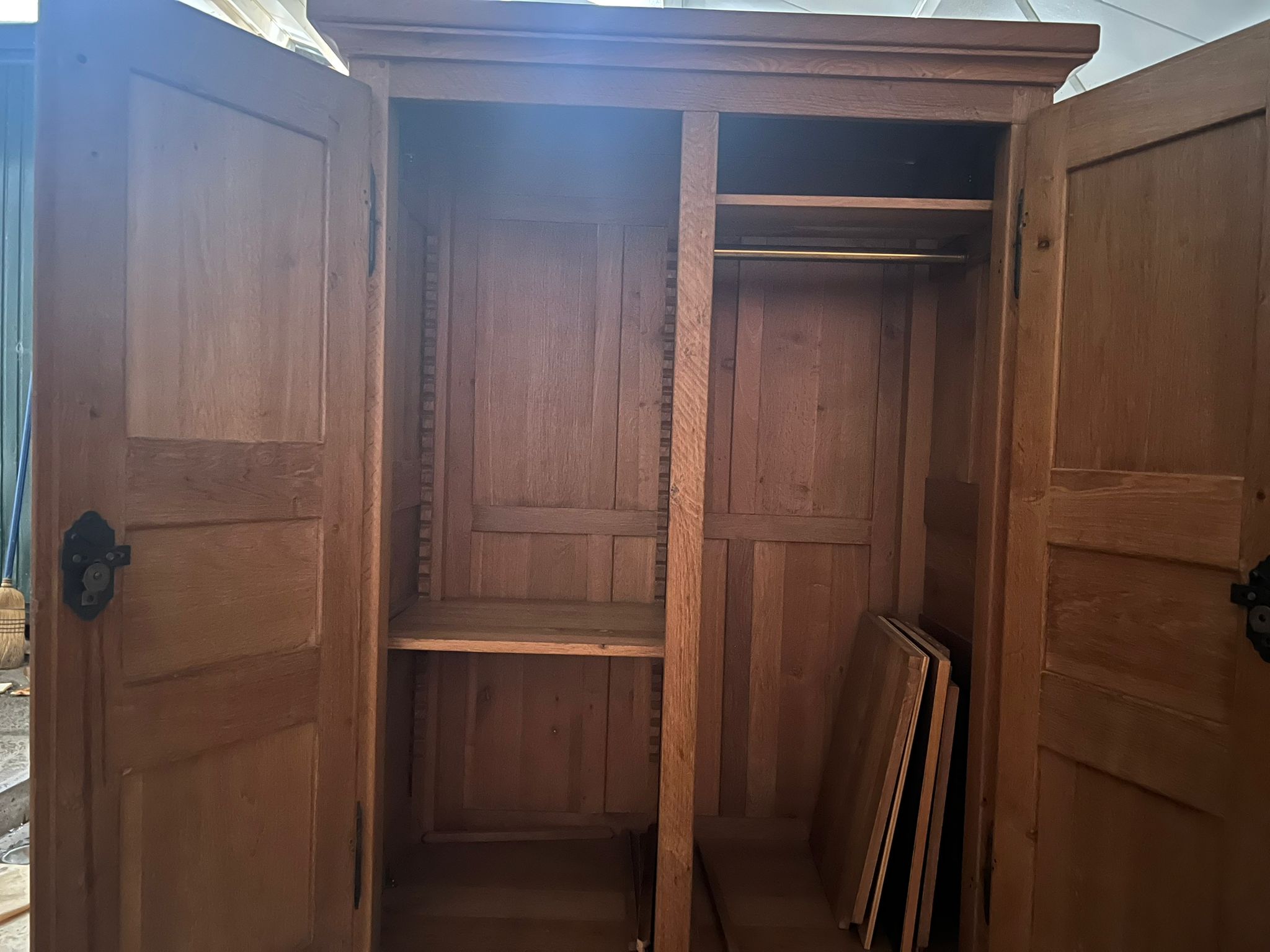 Klassieke houten Kledingkast 115x60 cm - Tweedehands